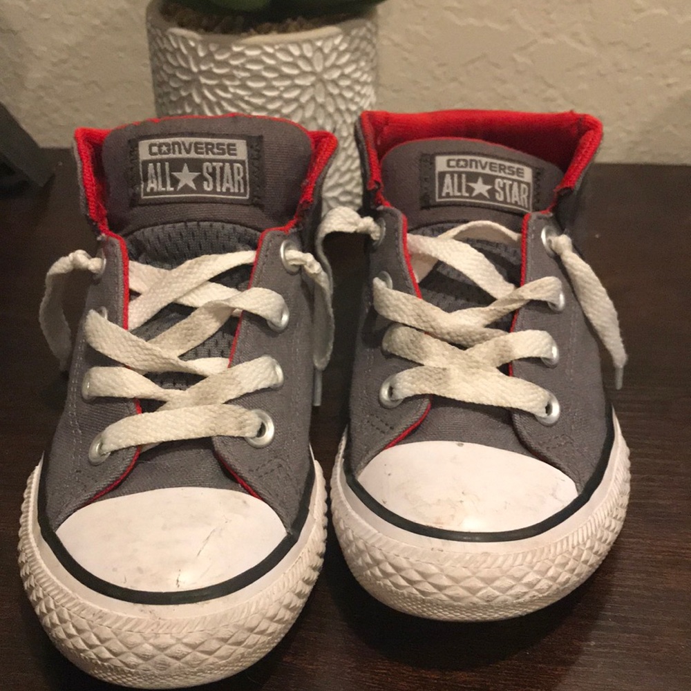 Converse boys 2.5 “ no tie”